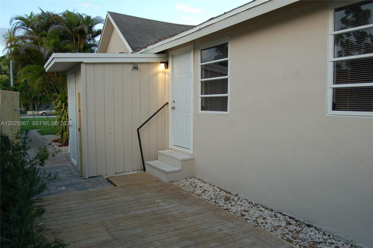 Please Call For Address, Miami, FL 33133 Photo