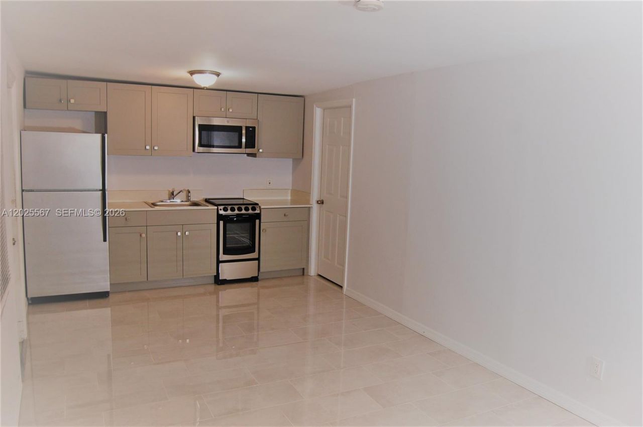 Please Call For Address, Miami, FL 33133 Photo