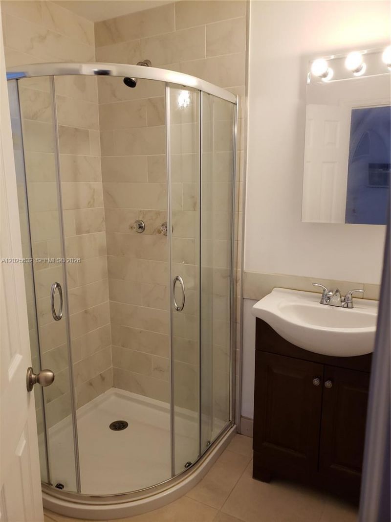 Please Call For Address, Miami, FL 33135 Photo
