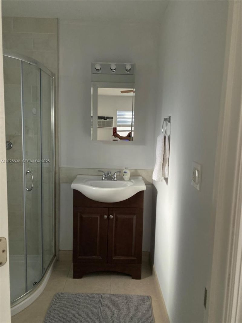 Please Call For Address, Miami, FL 33135 Photo