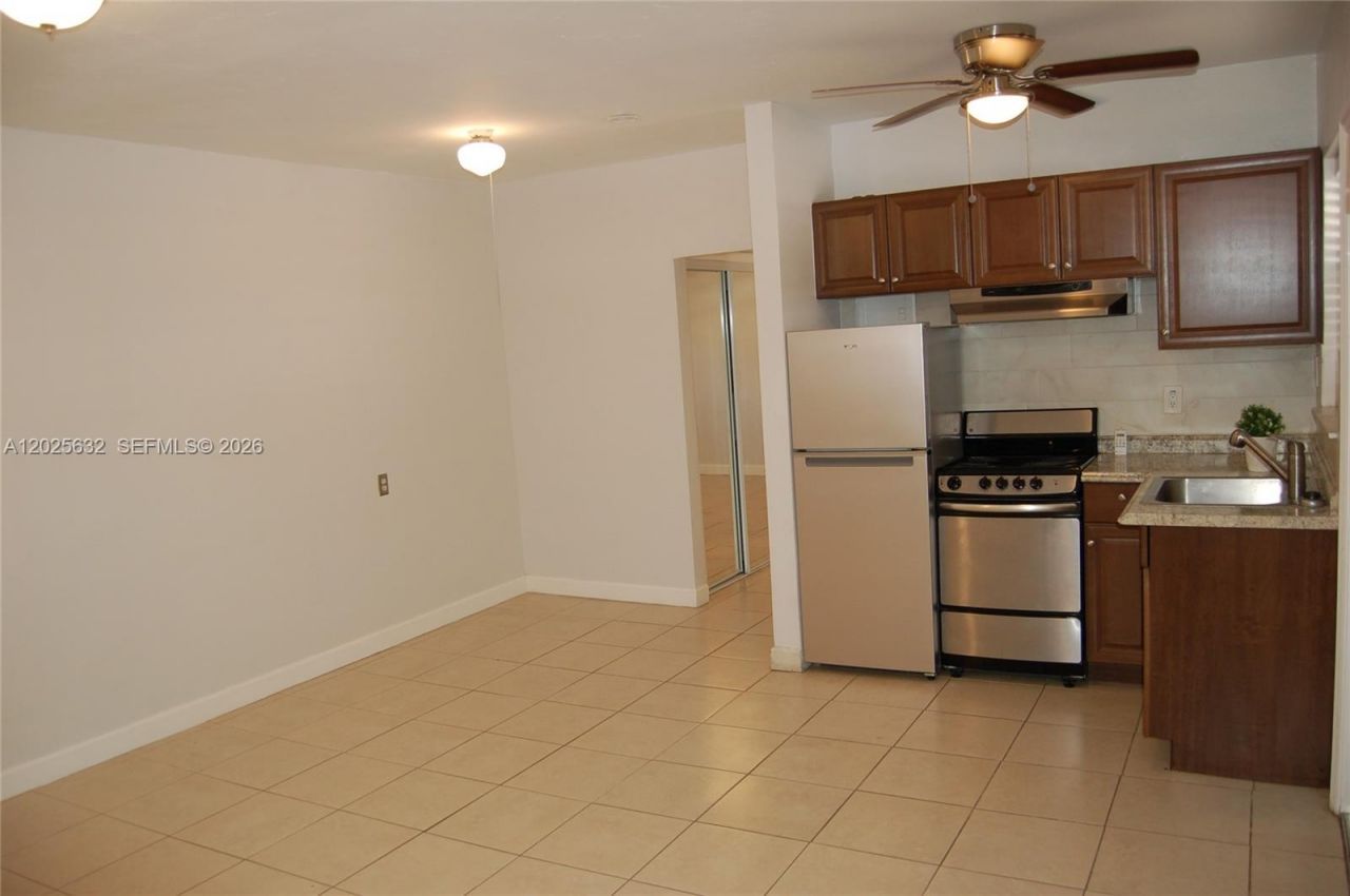 Please Call For Address, Miami, FL 33135 Photo