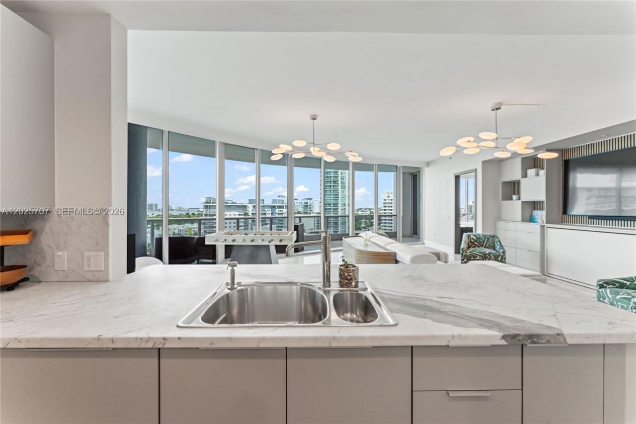 5959 Collins Ave , Unit 1201, Miami Beach, FL 33140 Photo