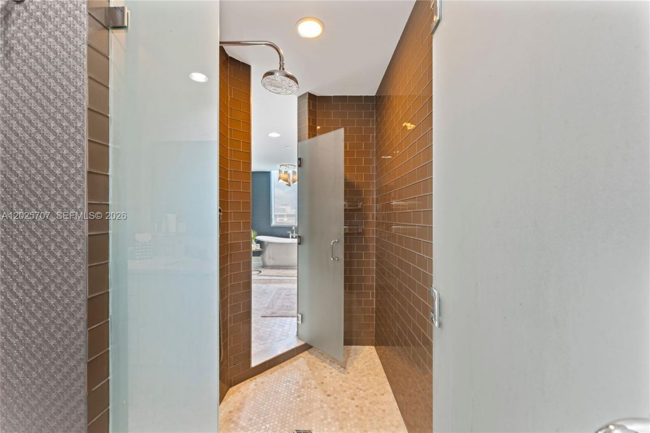 5959 Collins Ave , Unit 1201, Miami Beach, FL 33140 Photo