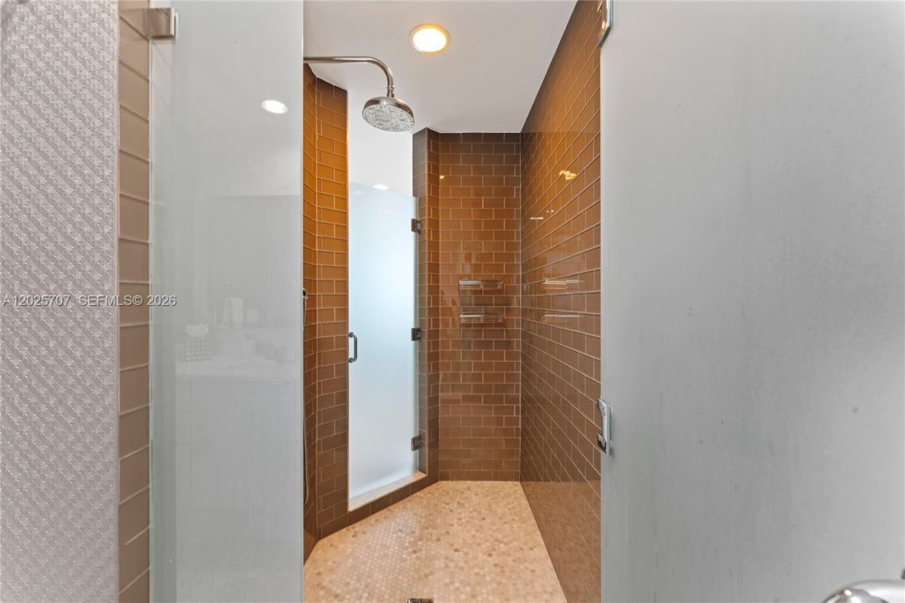 5959 Collins Ave , Unit 1201, Miami Beach, FL 33140 Photo