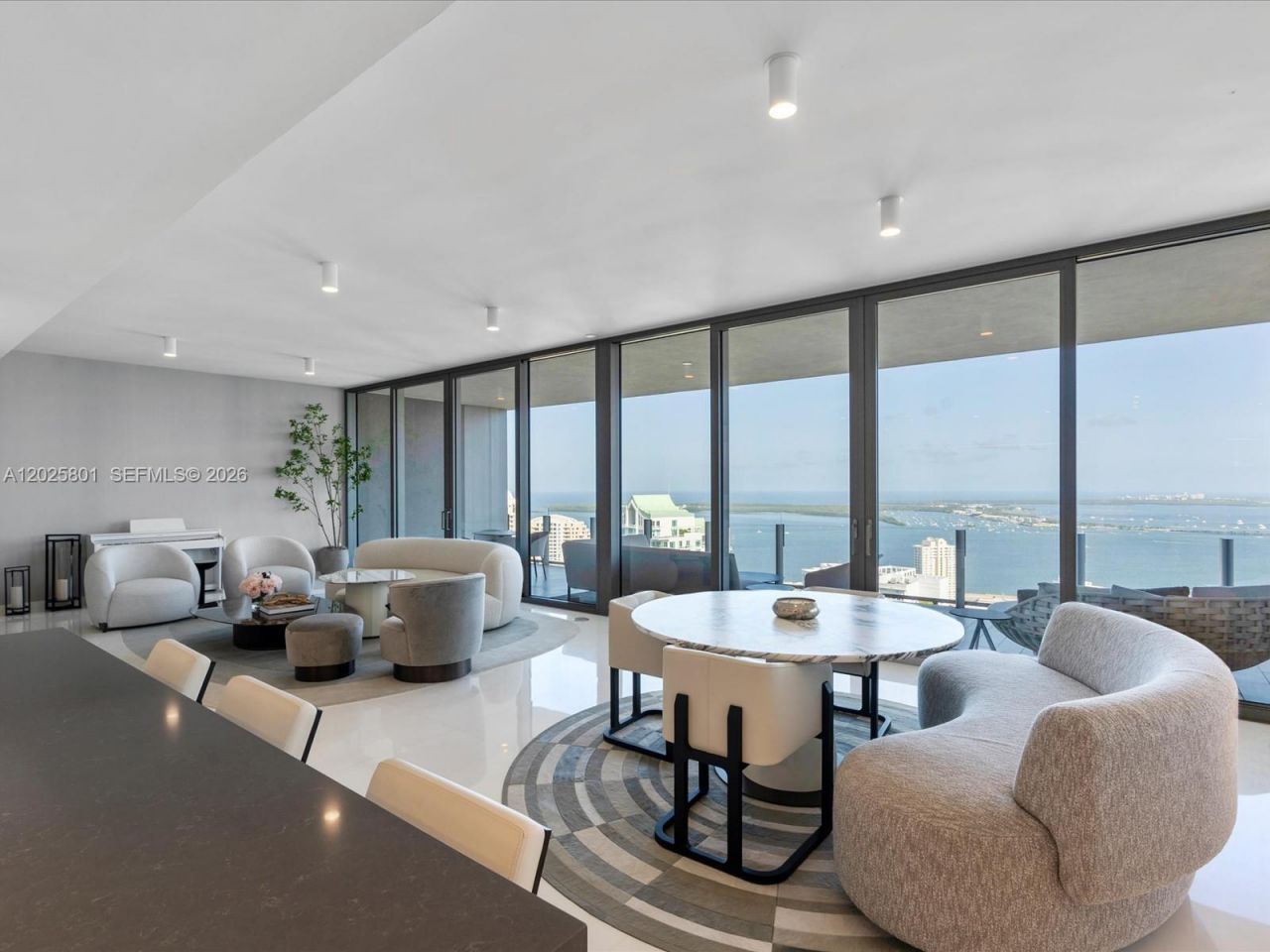 300 Biscayne Boulevard Way , Unit 4502E, Miami, FL 33131 Photo