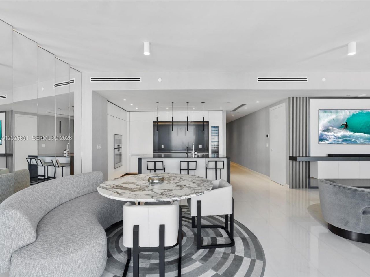 300 Biscayne Boulevard Way , Unit 4502E, Miami, FL 33131 Photo