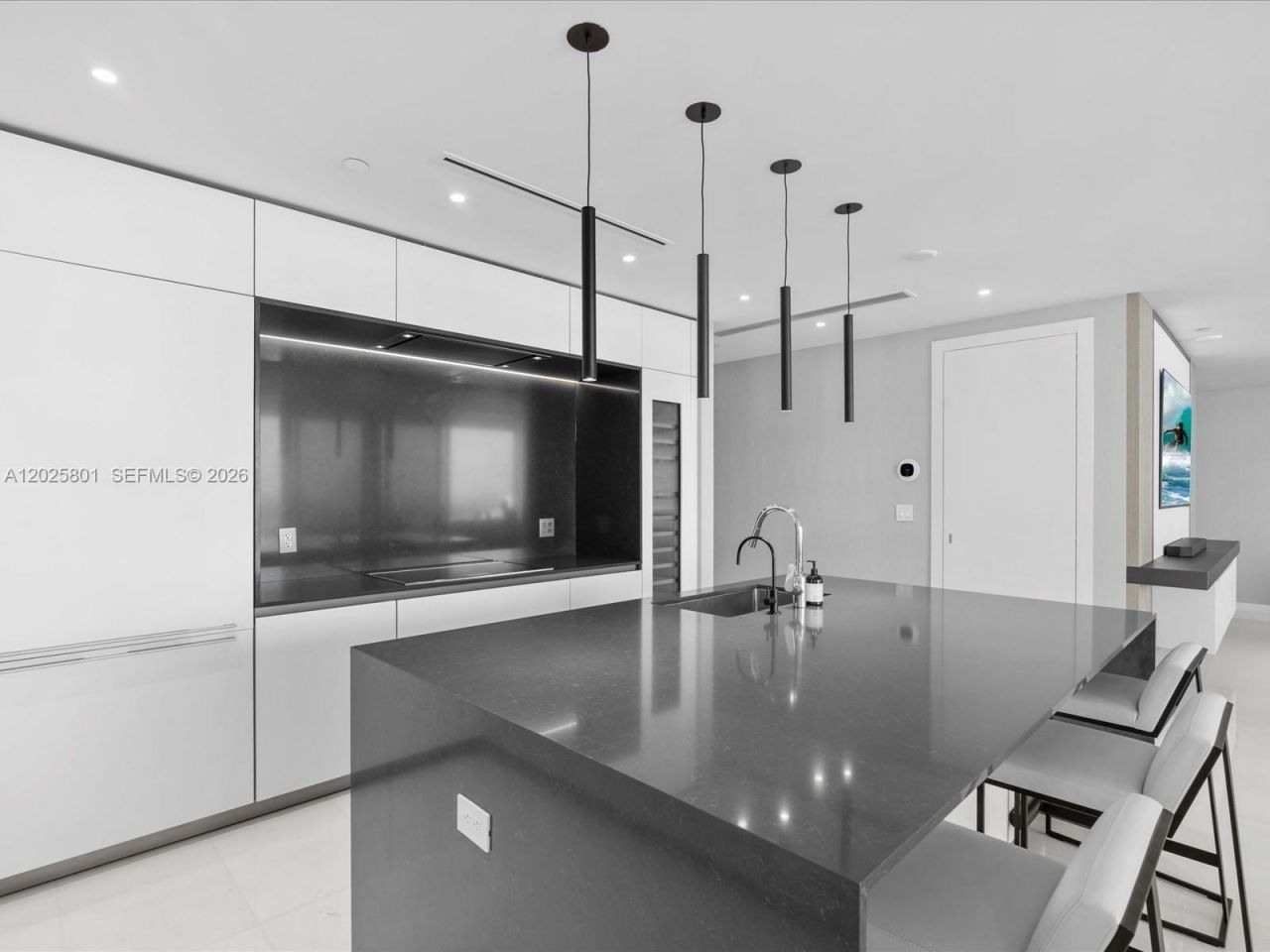 300 Biscayne Boulevard Way , Unit 4502E, Miami, FL 33131 Photo
