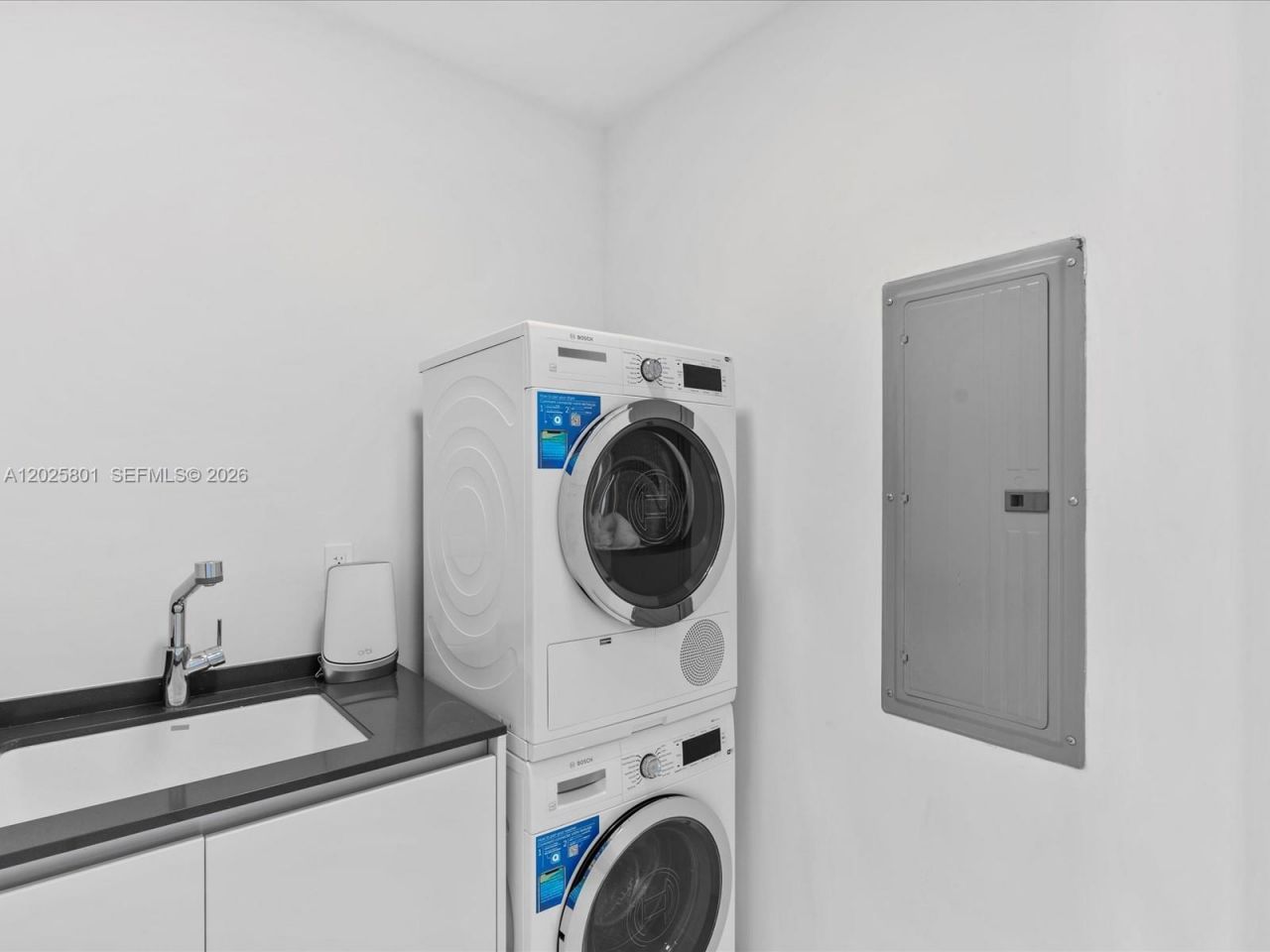 300 Biscayne Boulevard Way , Unit 4502E, Miami, FL 33131 Photo