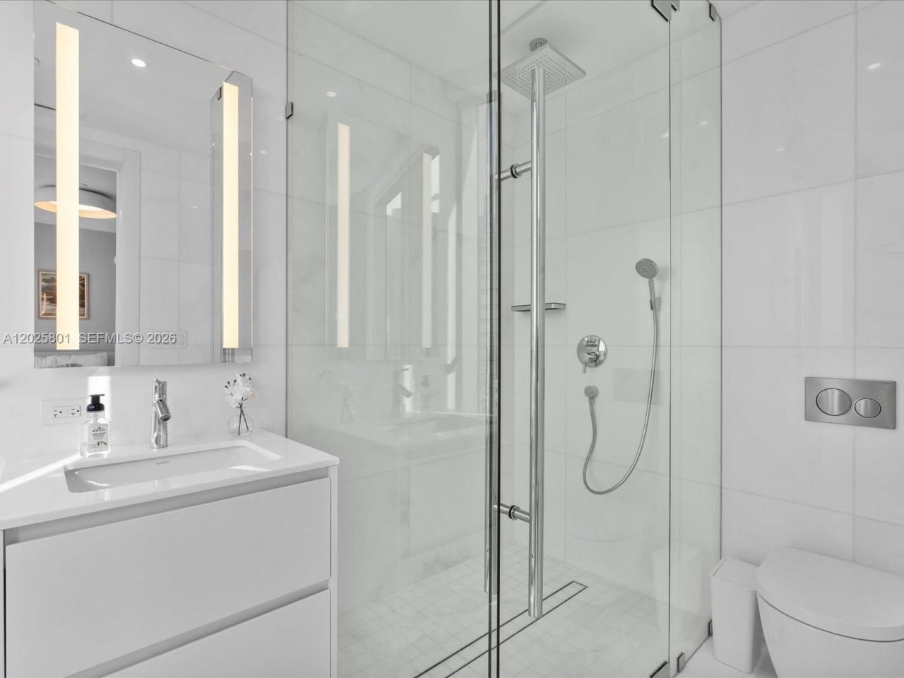 300 Biscayne Boulevard Way , Unit 4502E, Miami, FL 33131 Photo