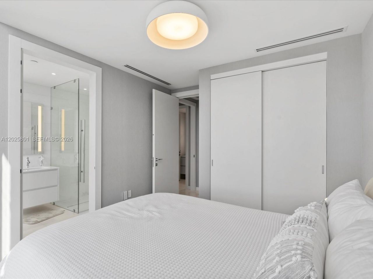 300 Biscayne Boulevard Way , Unit 4502E, Miami, FL 33131 Photo