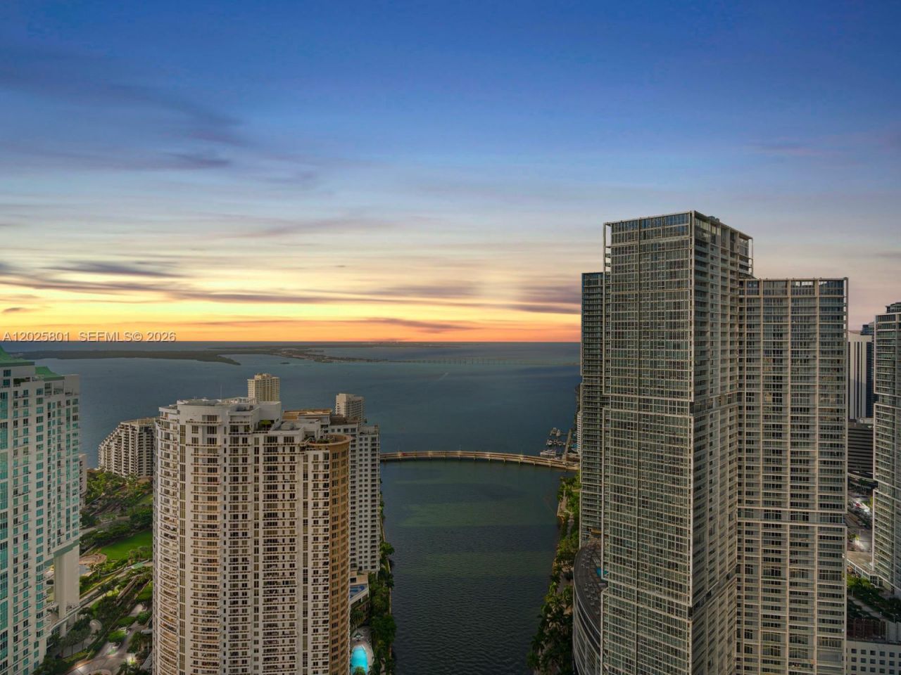 300 Biscayne Boulevard Way , Unit 4502E, Miami, FL 33131 Photo