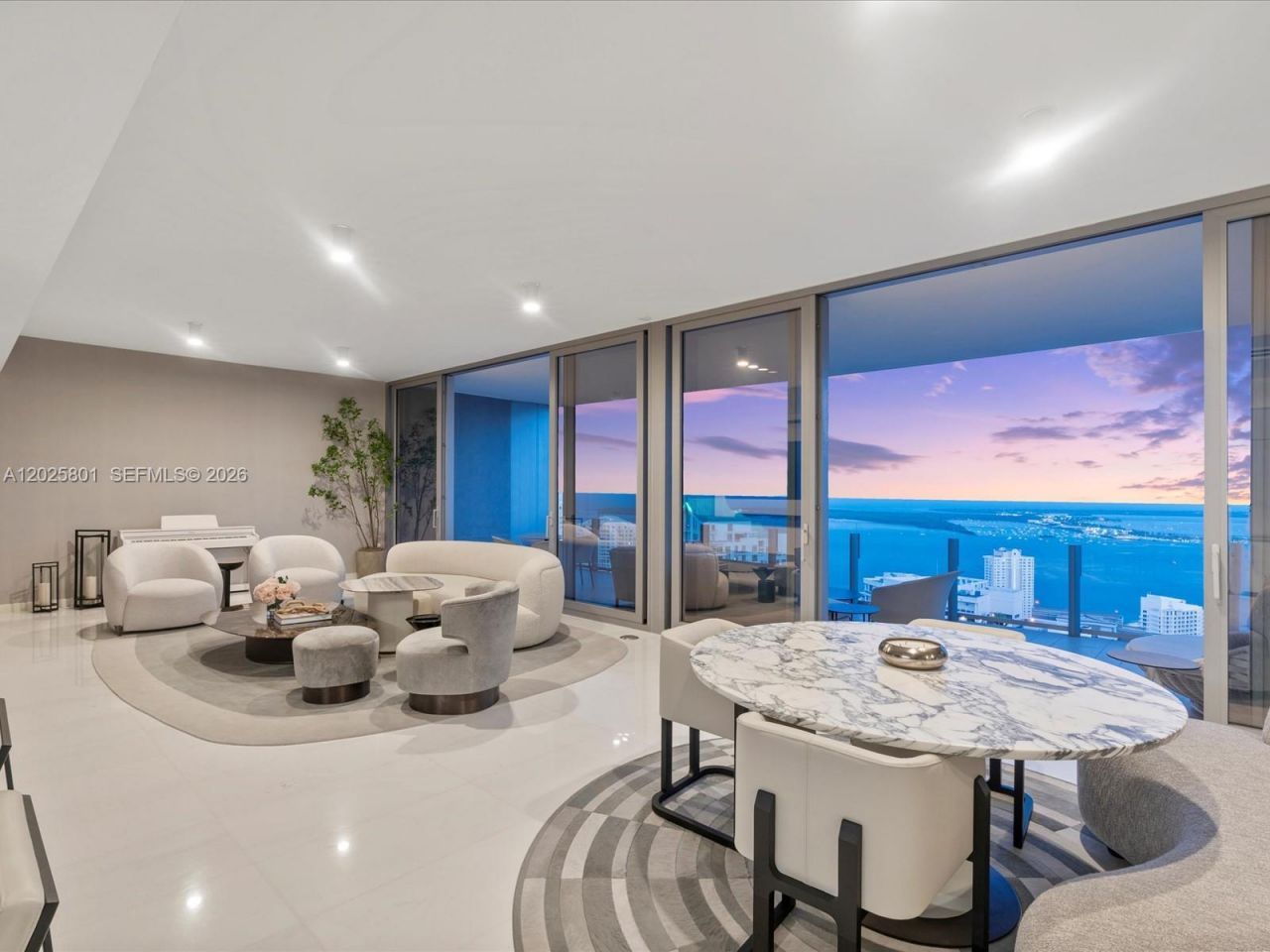 300 Biscayne Boulevard Way , Unit 4502E, Miami, FL 33131 Photo