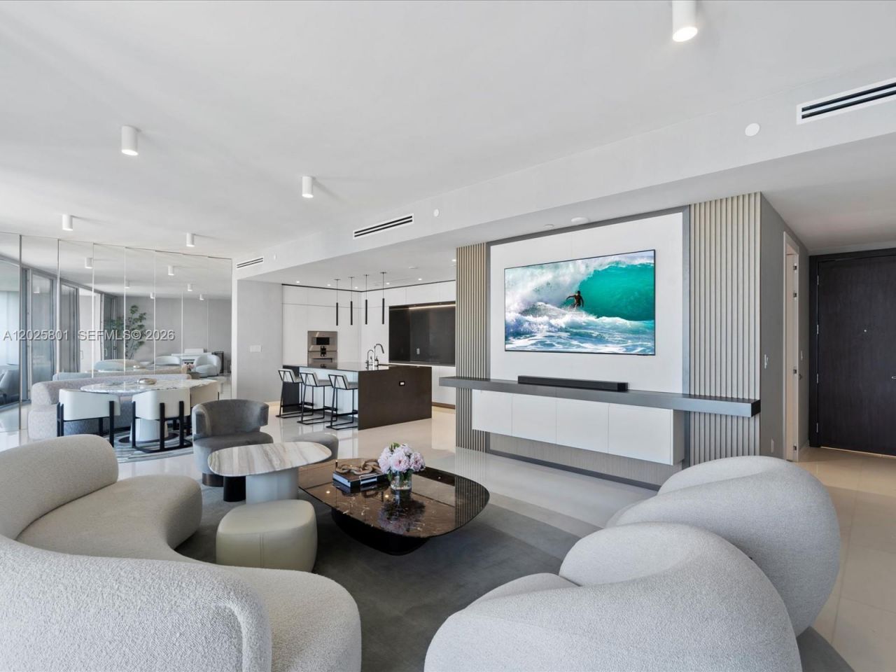 300 Biscayne Boulevard Way , Unit 4502E, Miami, FL 33131 Photo