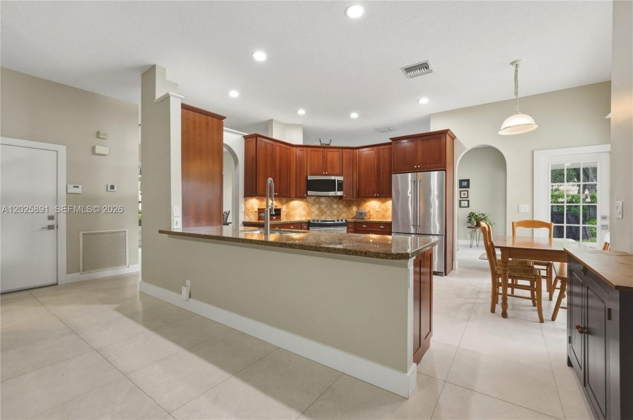 12847 NW 22nd Mnr , Pembroke Pines, FL 33028 Photo