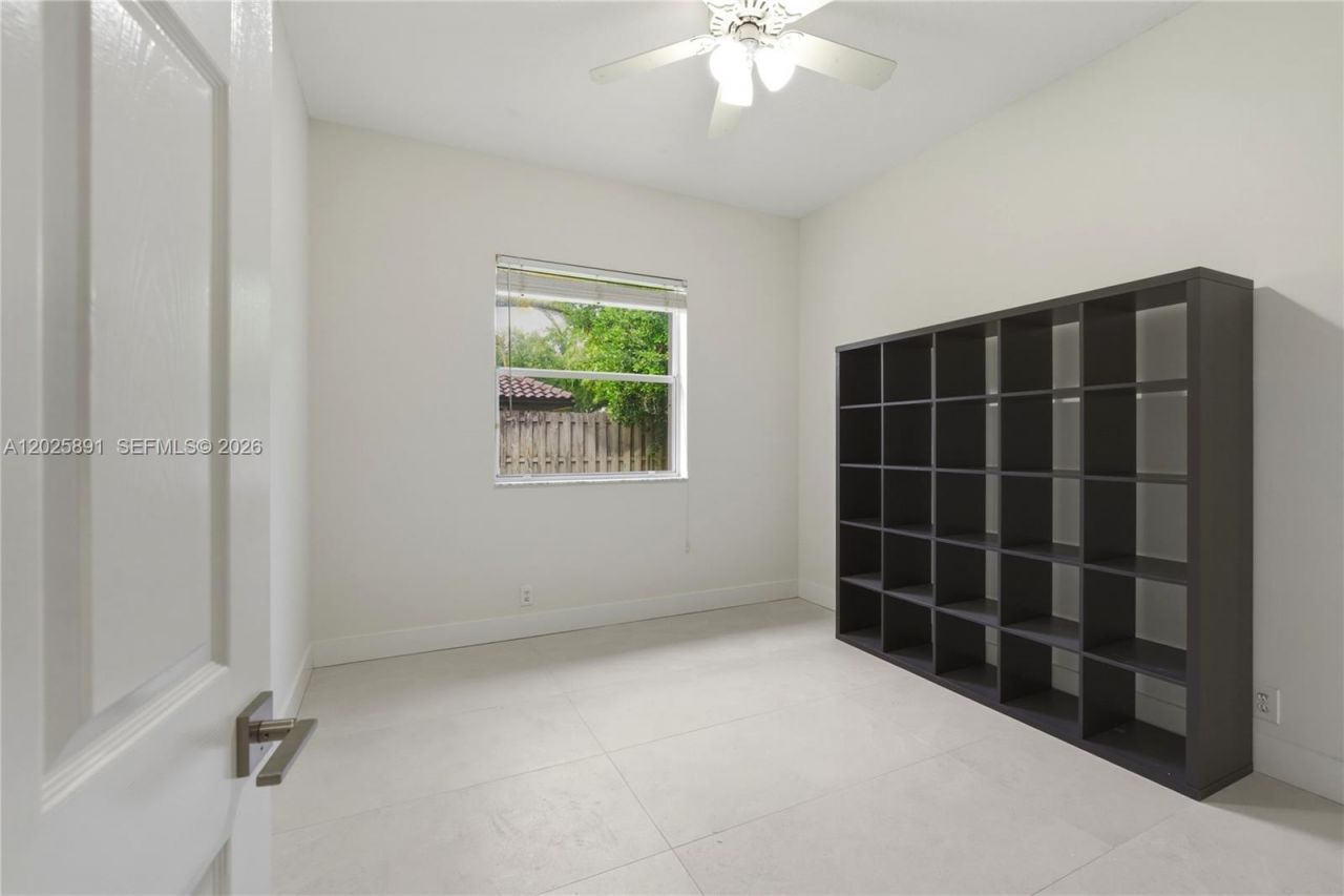 12847 NW 22nd Mnr , Pembroke Pines, FL 33028 Photo