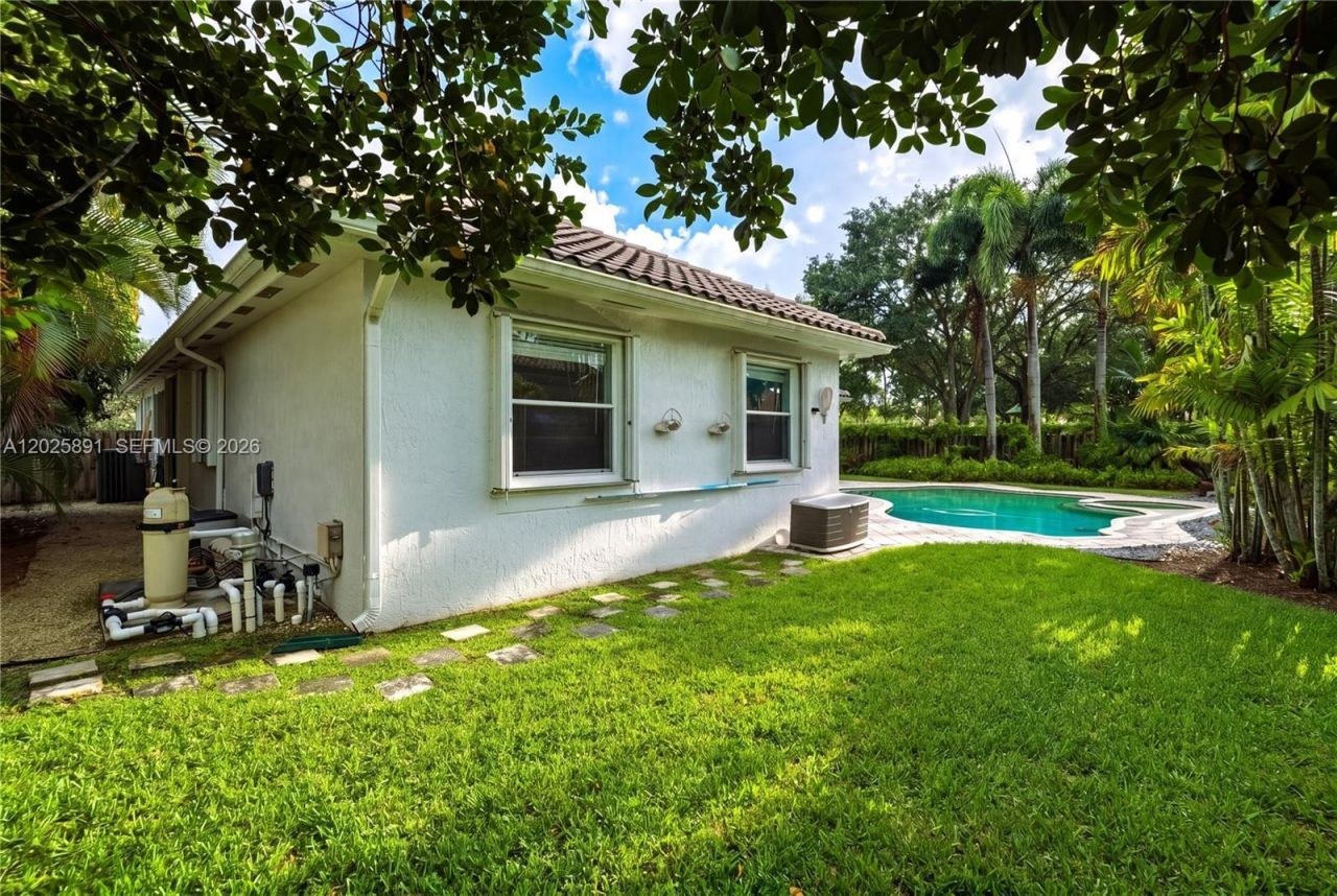 12847 NW 22nd Mnr , Pembroke Pines, FL 33028 Photo