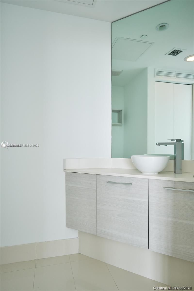 650 NE 32nd St , Unit 1208, Miami, FL 33137 Photo