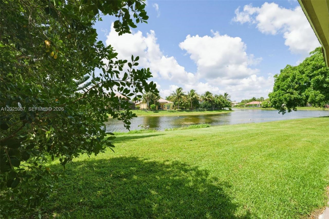 12210 NW 77th Mnr , Parkland, FL 33076 Photo