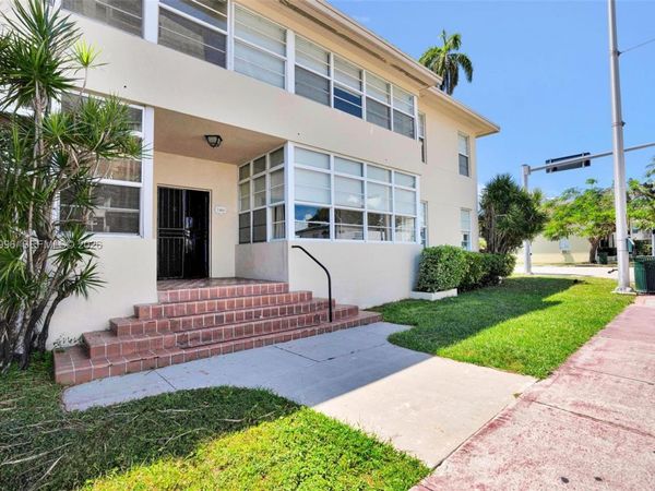 1460 E West Ave , Miami Beach, FL 33139