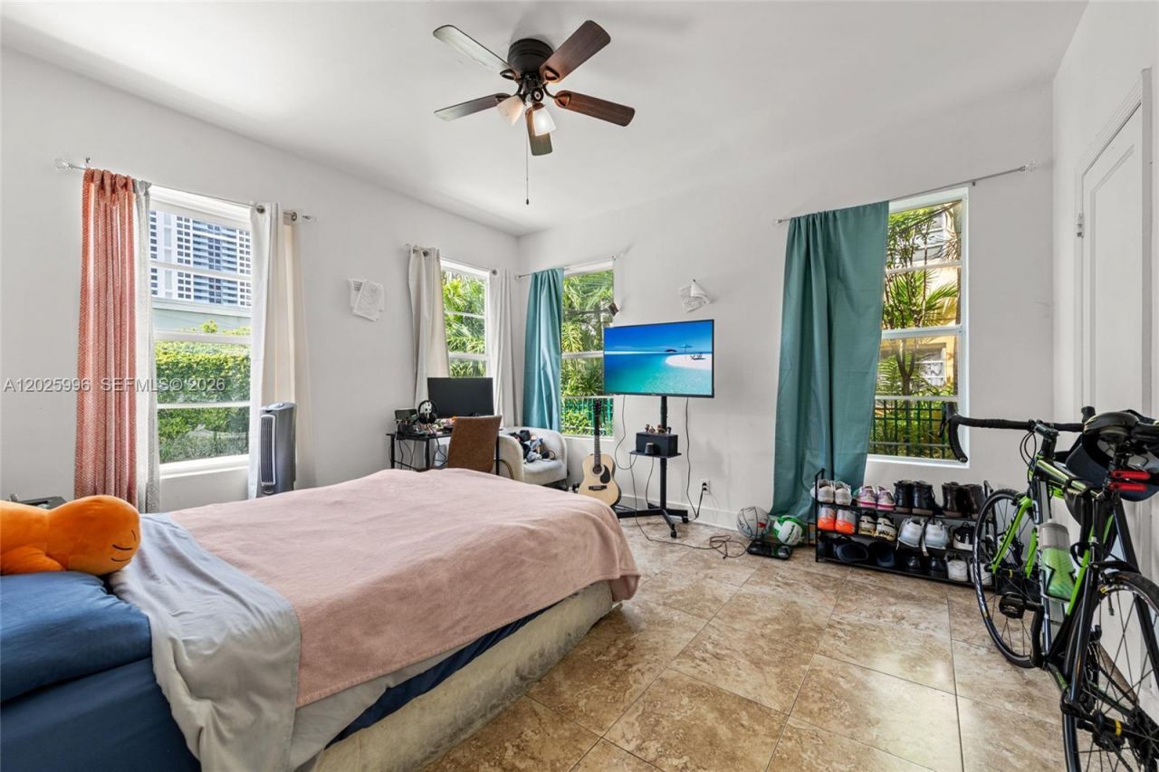 1460 E West Ave , Miami Beach, FL 33139 Photo