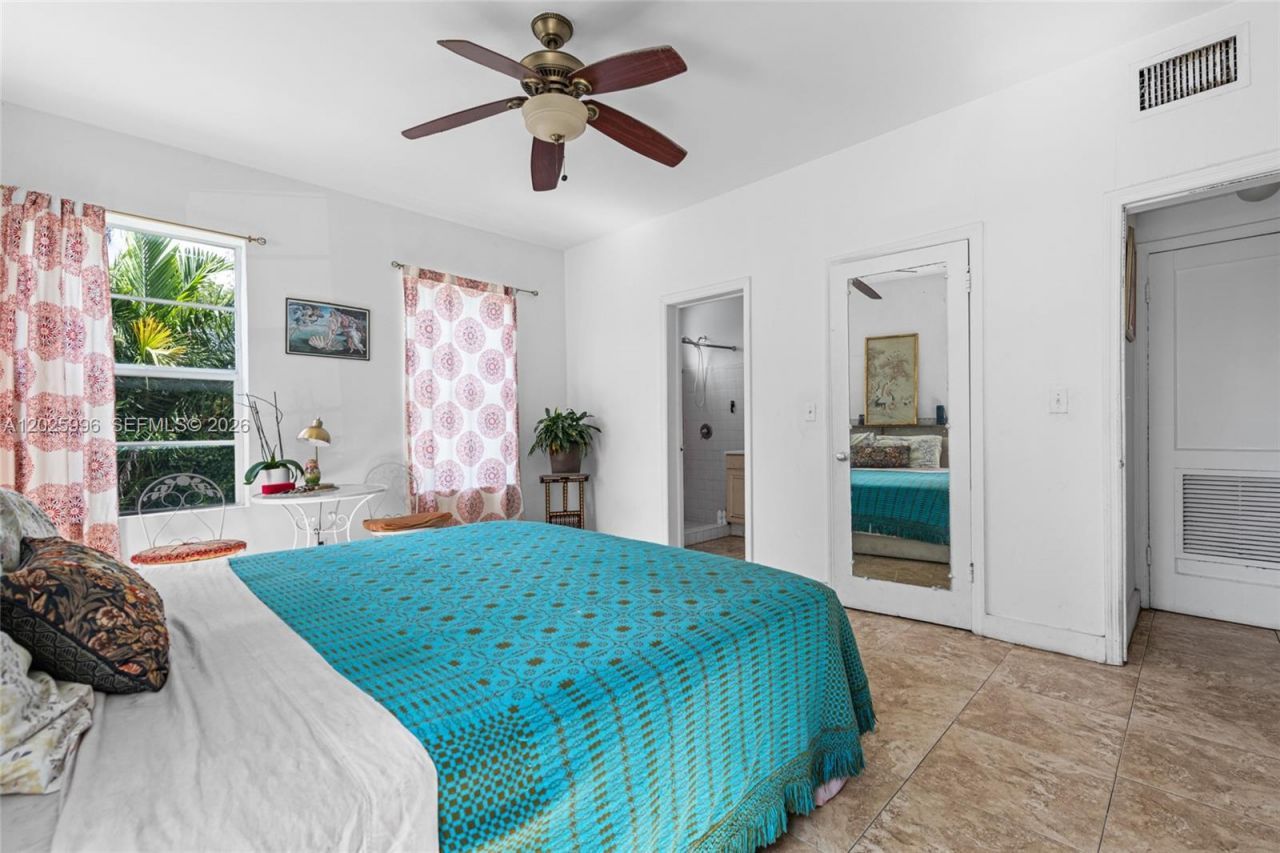 1460 E West Ave , Miami Beach, FL 33139 Photo