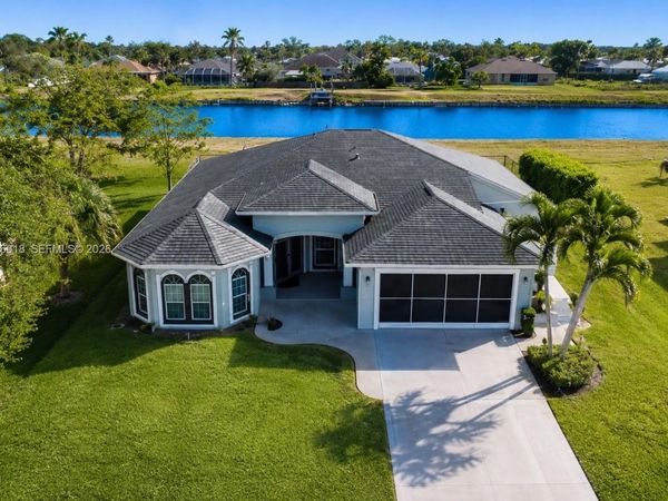 1074 SW Sultan Dr, Port St. Lucie, FL 34953