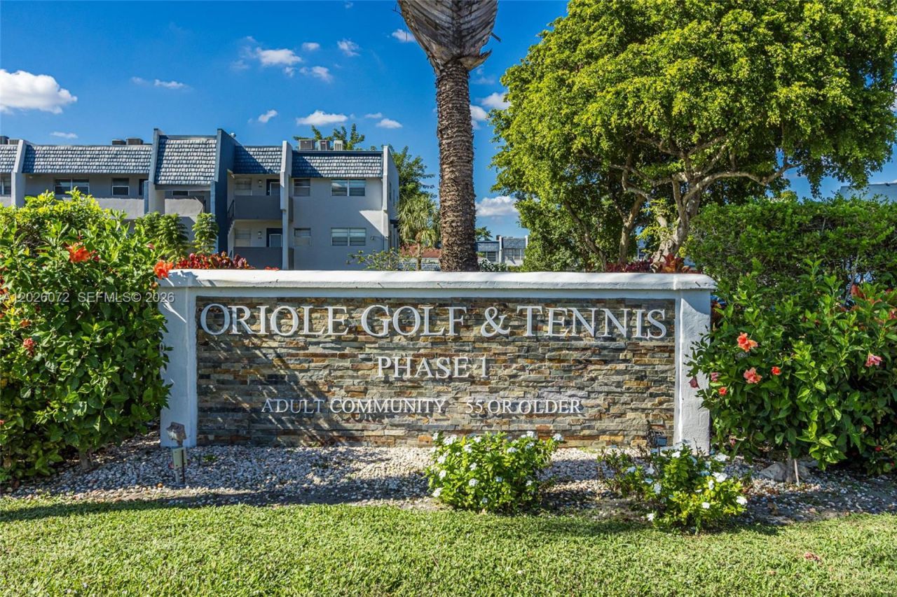 7887 Golf Cir Dr, Unit 106, Margate, FL 33063 Photo