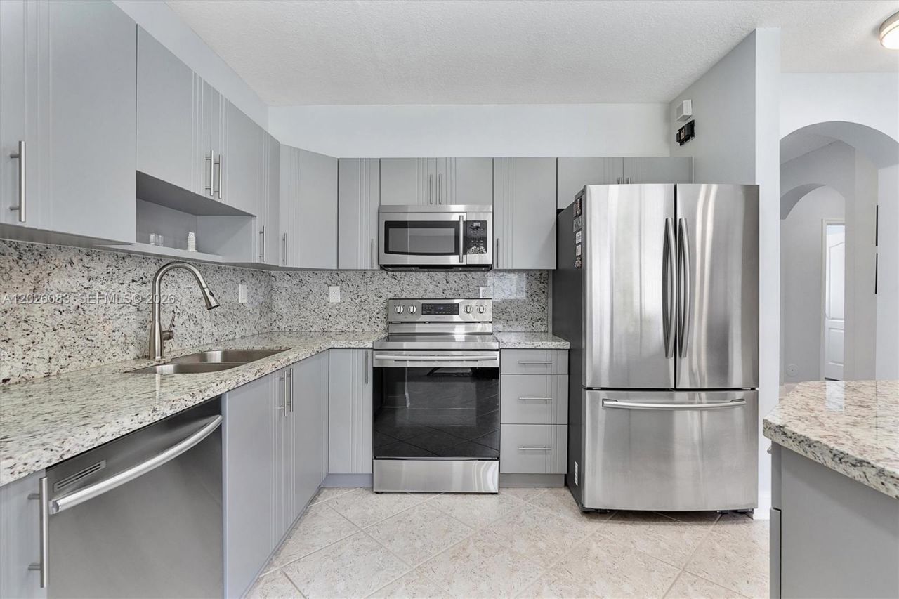 12941 SW 29th St, Miramar, FL 33027 Photo