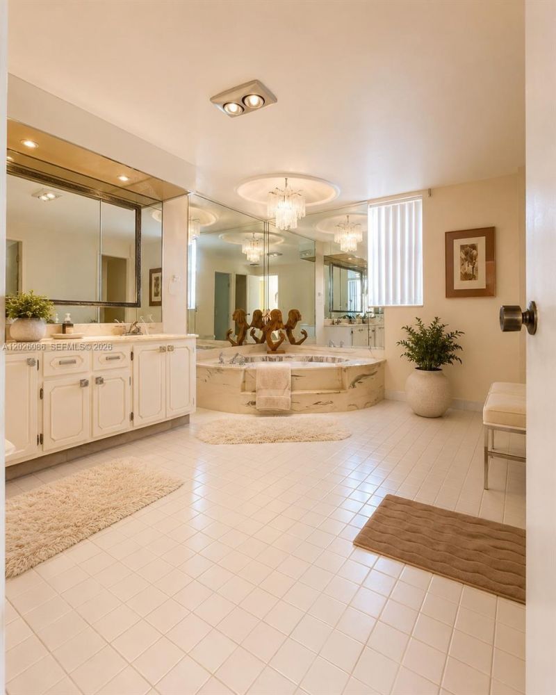 1865 S Ocean Drive , Unit 21A, Hallandale Beach, FL 33009 Photo