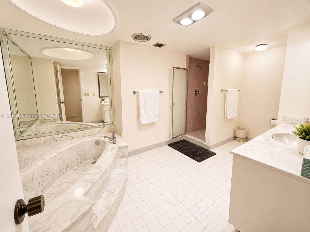 1865 S Ocean Dr , Unit 2G, Hallandale Beach, FL 33009 Photo