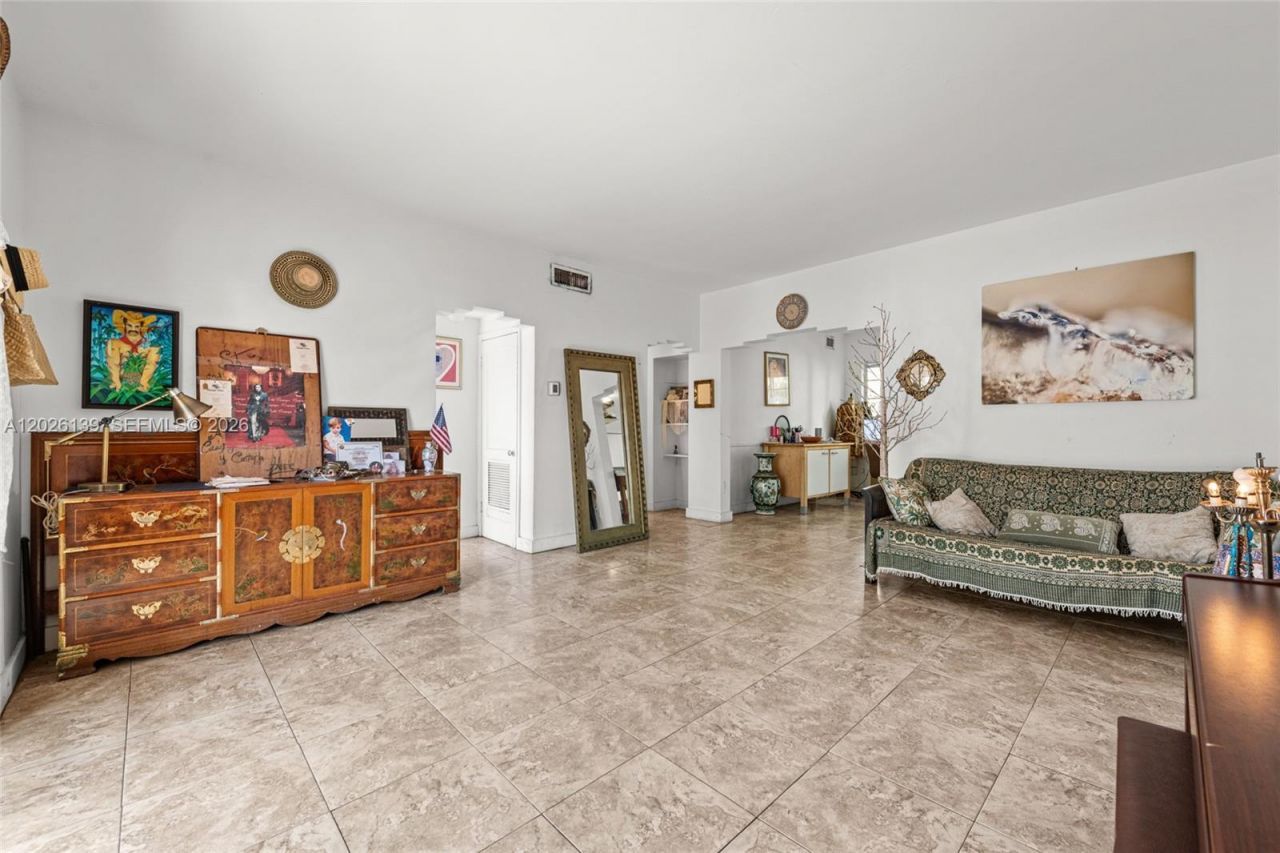 1460 West Ave , Miami Beach, FL 33139 Photo