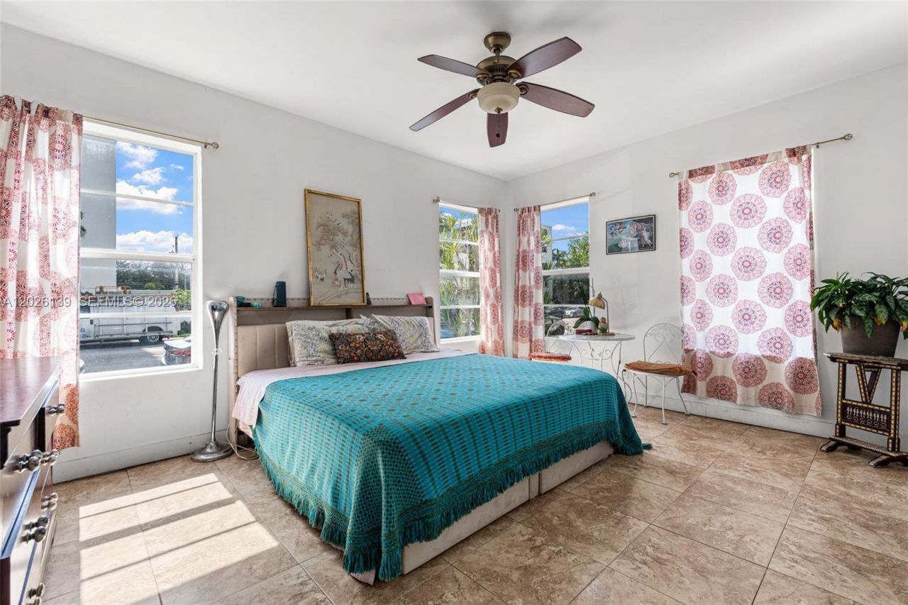 1460 West Ave , Miami Beach, FL 33139 Photo
