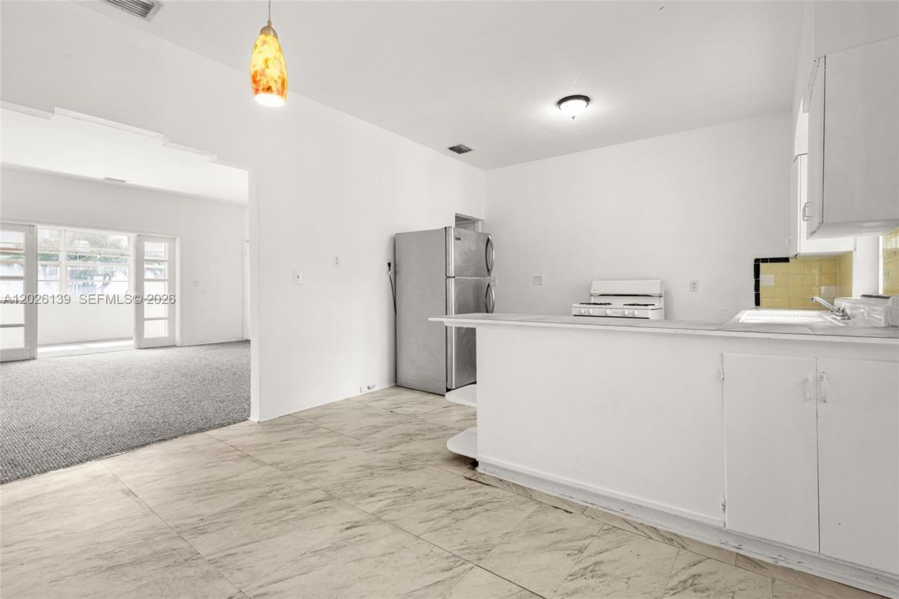 1460 West Ave , Miami Beach, FL 33139 Photo
