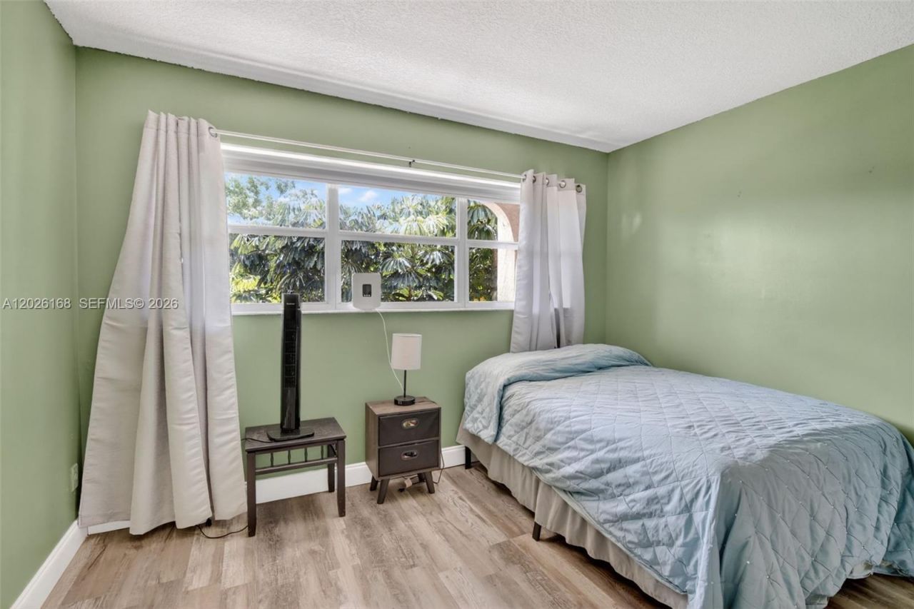 7020 Nova Dr , Unit 308D, Davie, FL 33317 Photo