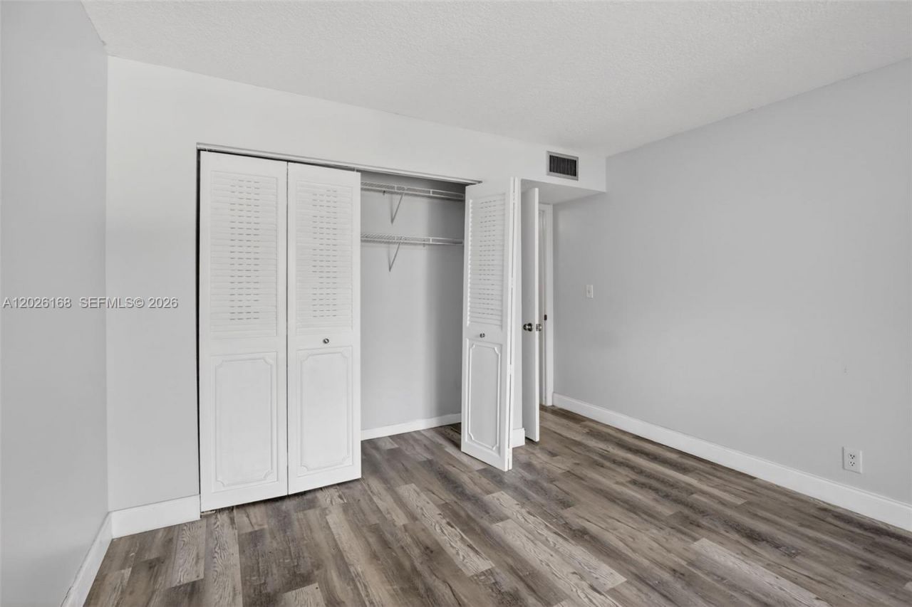 7020 Nova Dr , Unit 308D, Davie, FL 33317 Photo