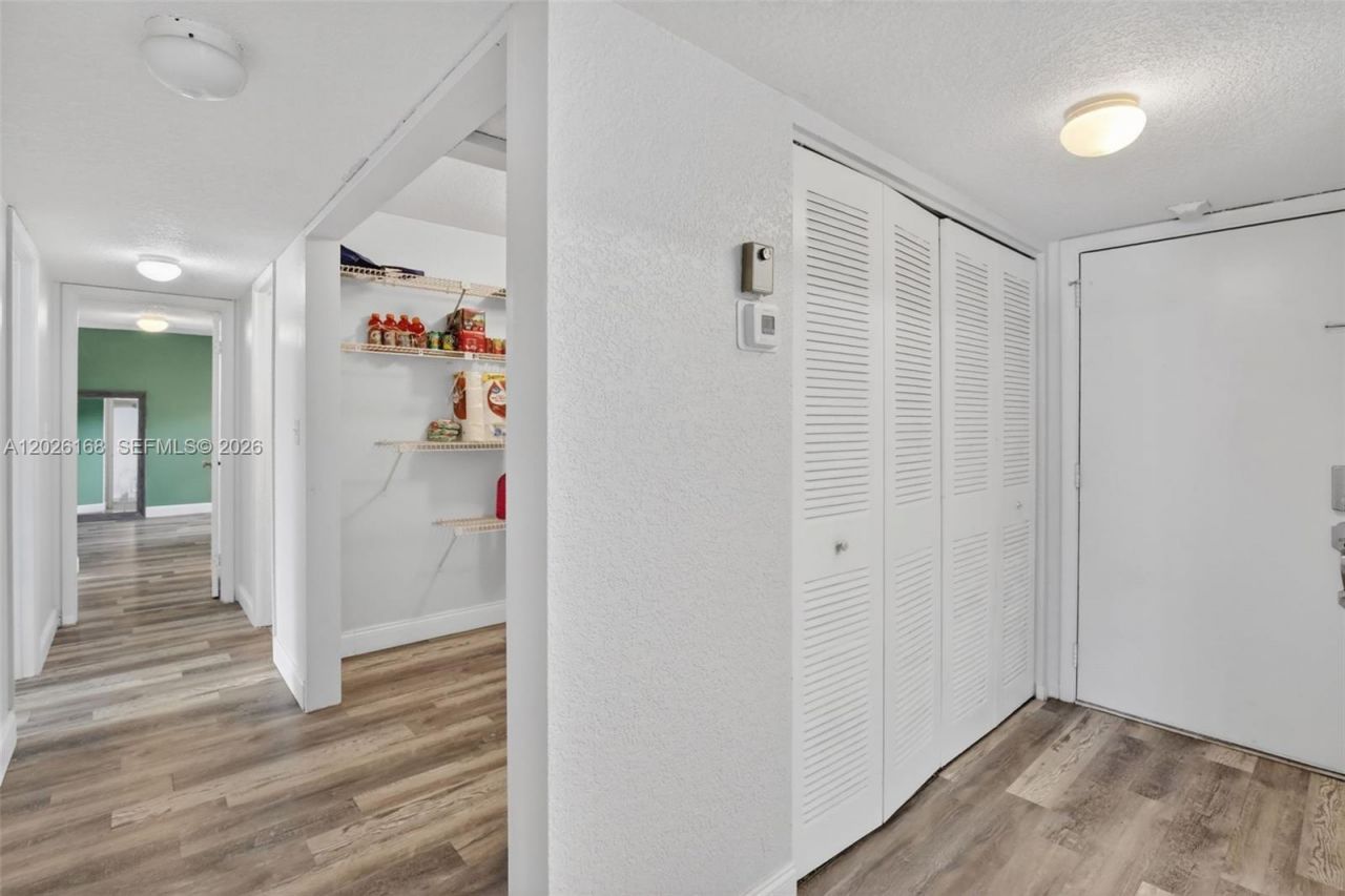 7020 Nova Dr , Unit 308D, Davie, FL 33317 Photo