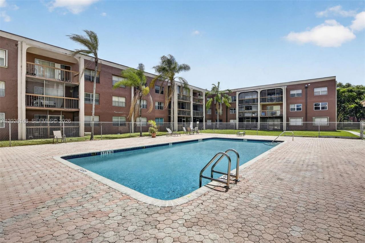 7020 Nova Dr , Unit 308D, Davie, FL 33317 Photo