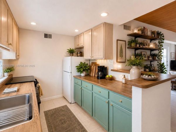 910 Jefferson Ave, Unit 5C, Miami Beach, FL 33139