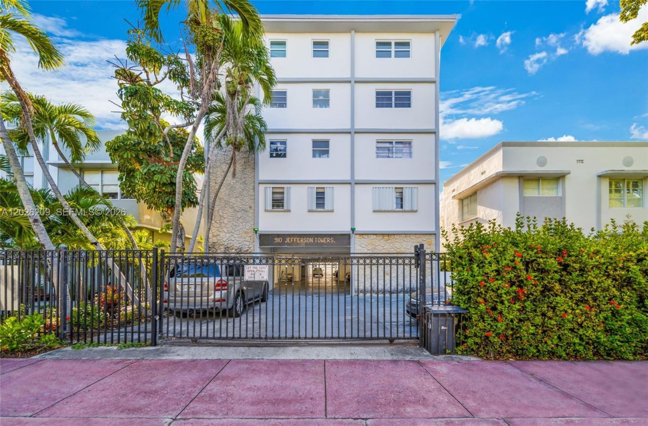 910 Jefferson Ave, Unit 5C, Miami Beach, FL 33139 Photo