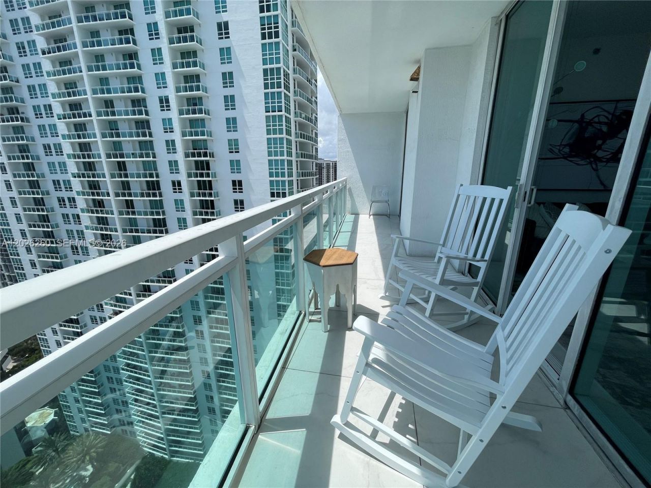 950 Brickell Bay Dr , Unit 3207, Miami, FL 33131 Photo