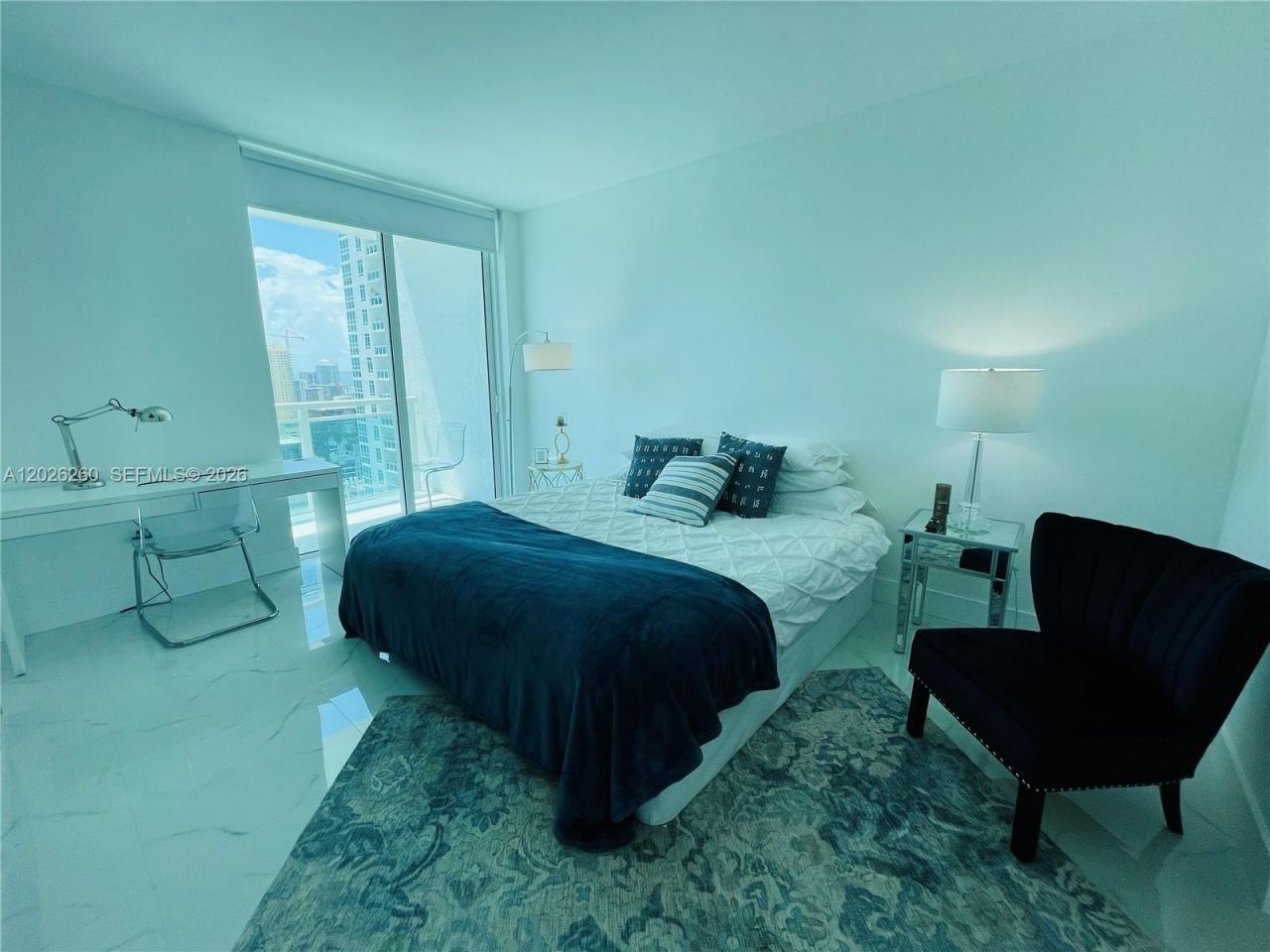 950 Brickell Bay Dr , Unit 3207, Miami, FL 33131 Photo