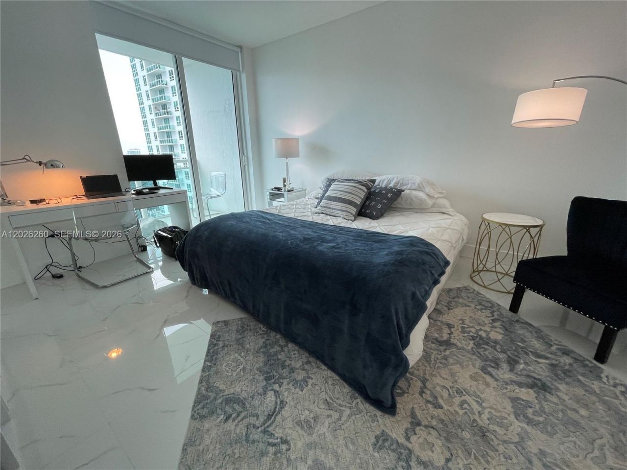 950 Brickell Bay Dr , Unit 3207, Miami, FL 33131 Photo