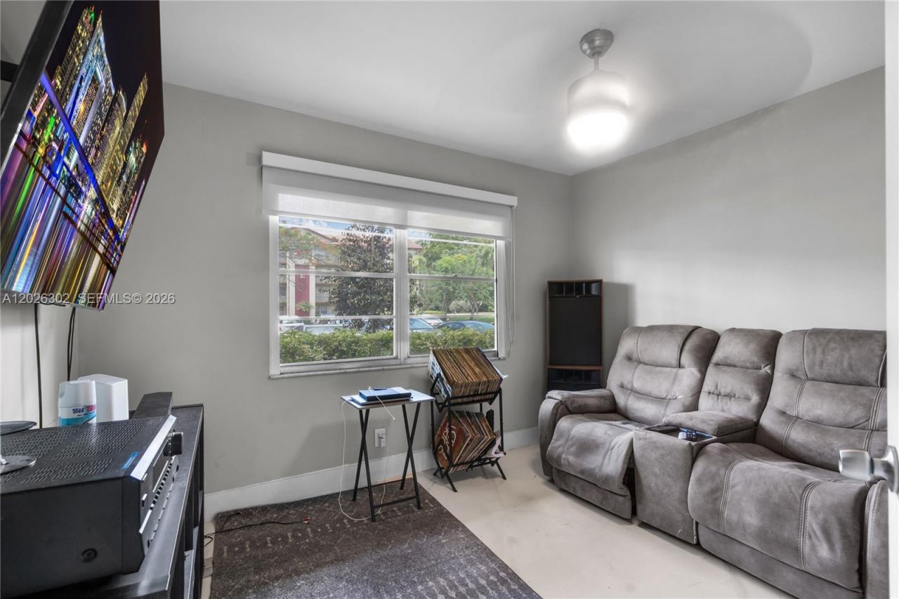 900 SW 128th Ave , Unit 105D, Pembroke Pines, FL 33027 Photo
