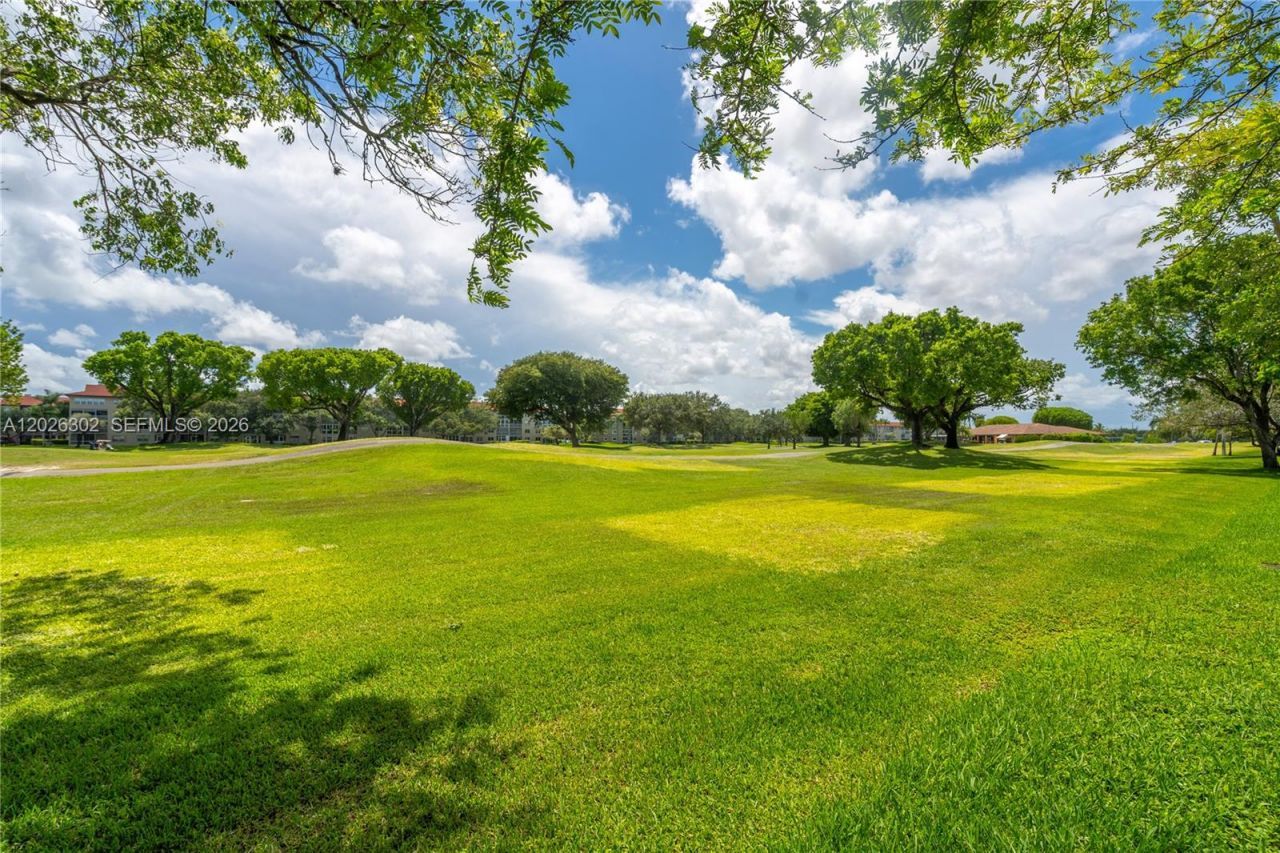 900 SW 128th Ave , Unit 105D, Pembroke Pines, FL 33027 Photo