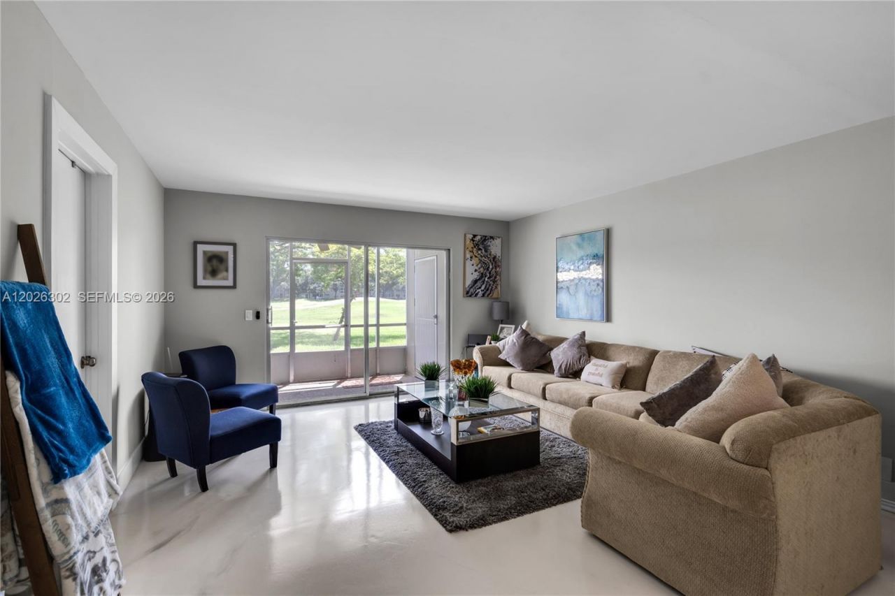 900 SW 128th Ave , Unit 105D, Pembroke Pines, FL 33027 Photo