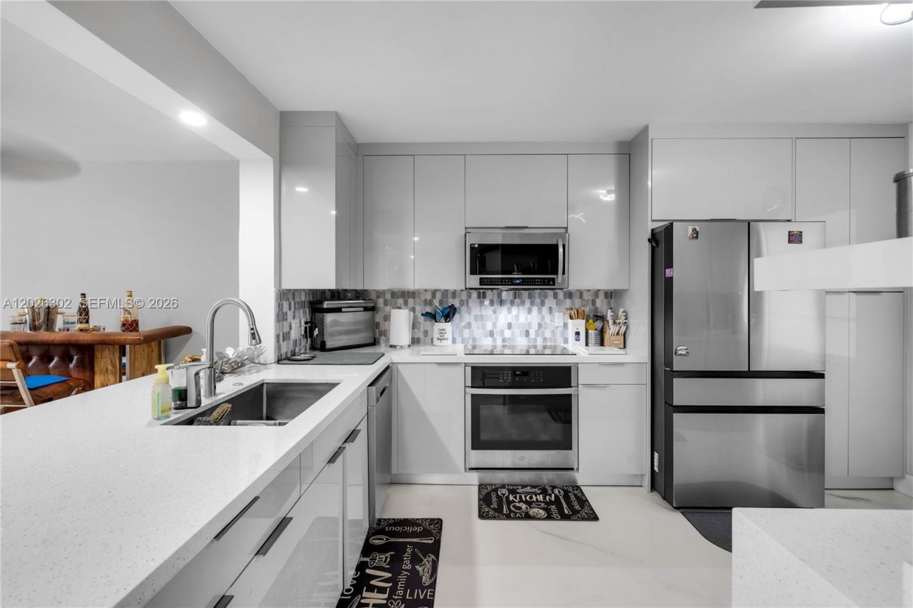 900 SW 128th Ave , Unit 105D, Pembroke Pines, FL 33027 Photo