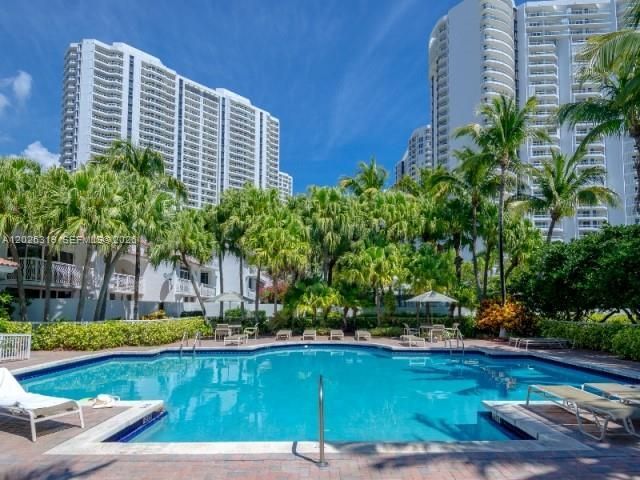 20938 NE 37th Ct, Aventura, FL 33180 Photo