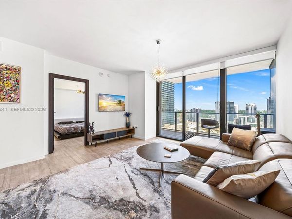 1000 Brickell Plz , Unit 2111, Miami, FL 33131