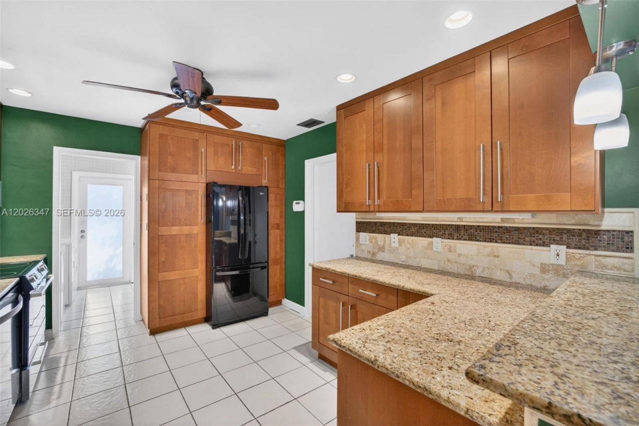 1640 NE 60th St , Fort Lauderdale, FL 33334 Photo
