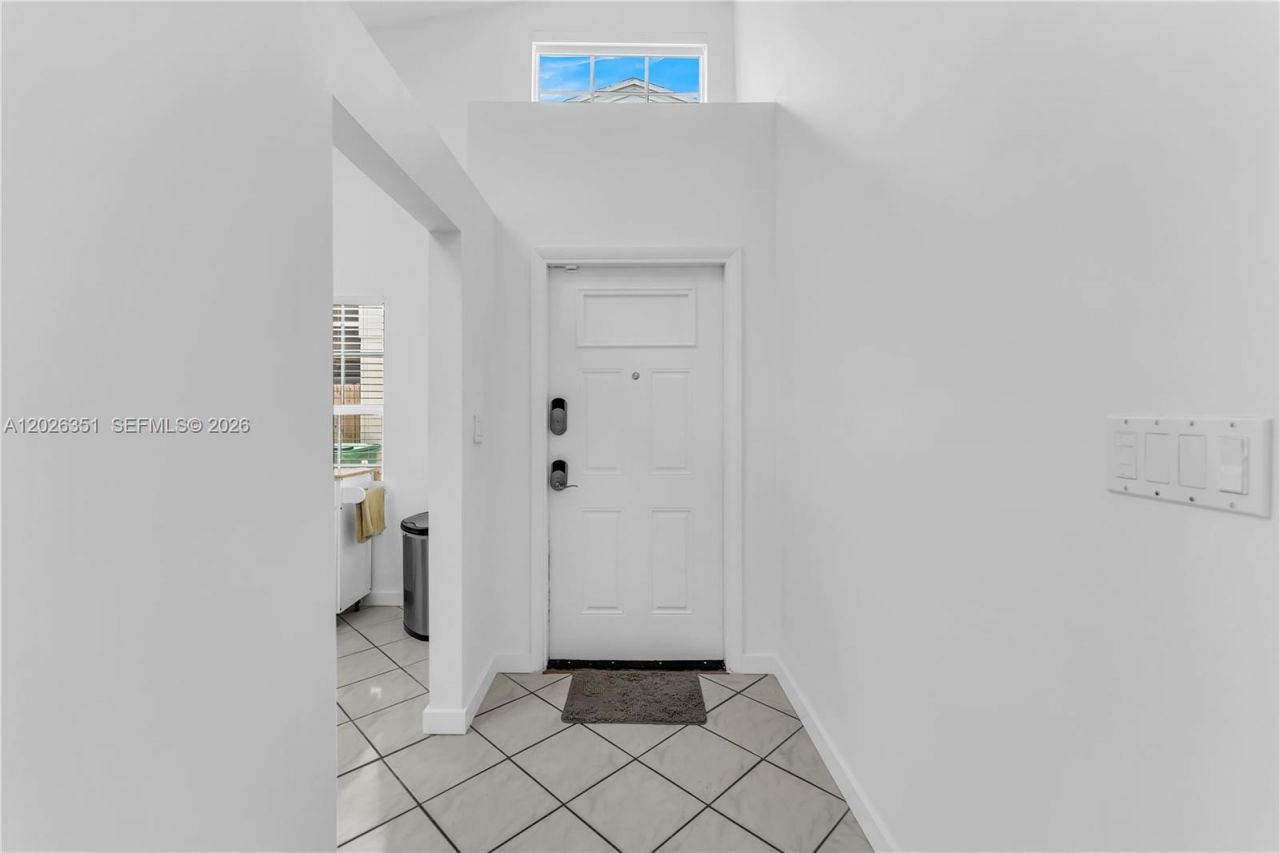 14475 SW 127th Ct, Miami, FL 33186 Photo